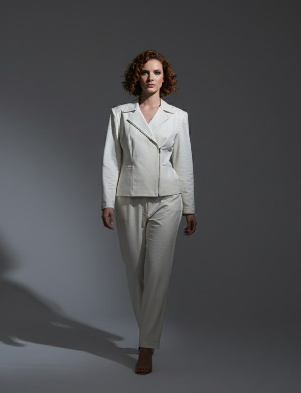 WQ- WHITE CROPPED JACKET